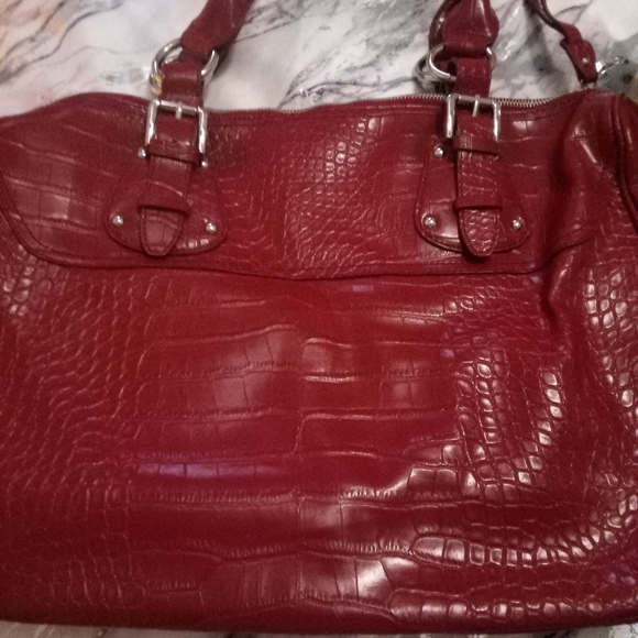 RED DKNY ALLIGATOR PRINT TOTE - Picture 2 of 3